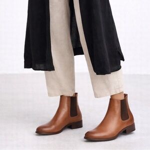 Frye Carly Chelsea Boots Cognac 7 leather ankle capsule old money quiet luxury